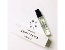 عينة عطر بايريدو فلفيت هيز او دى بارفيوم